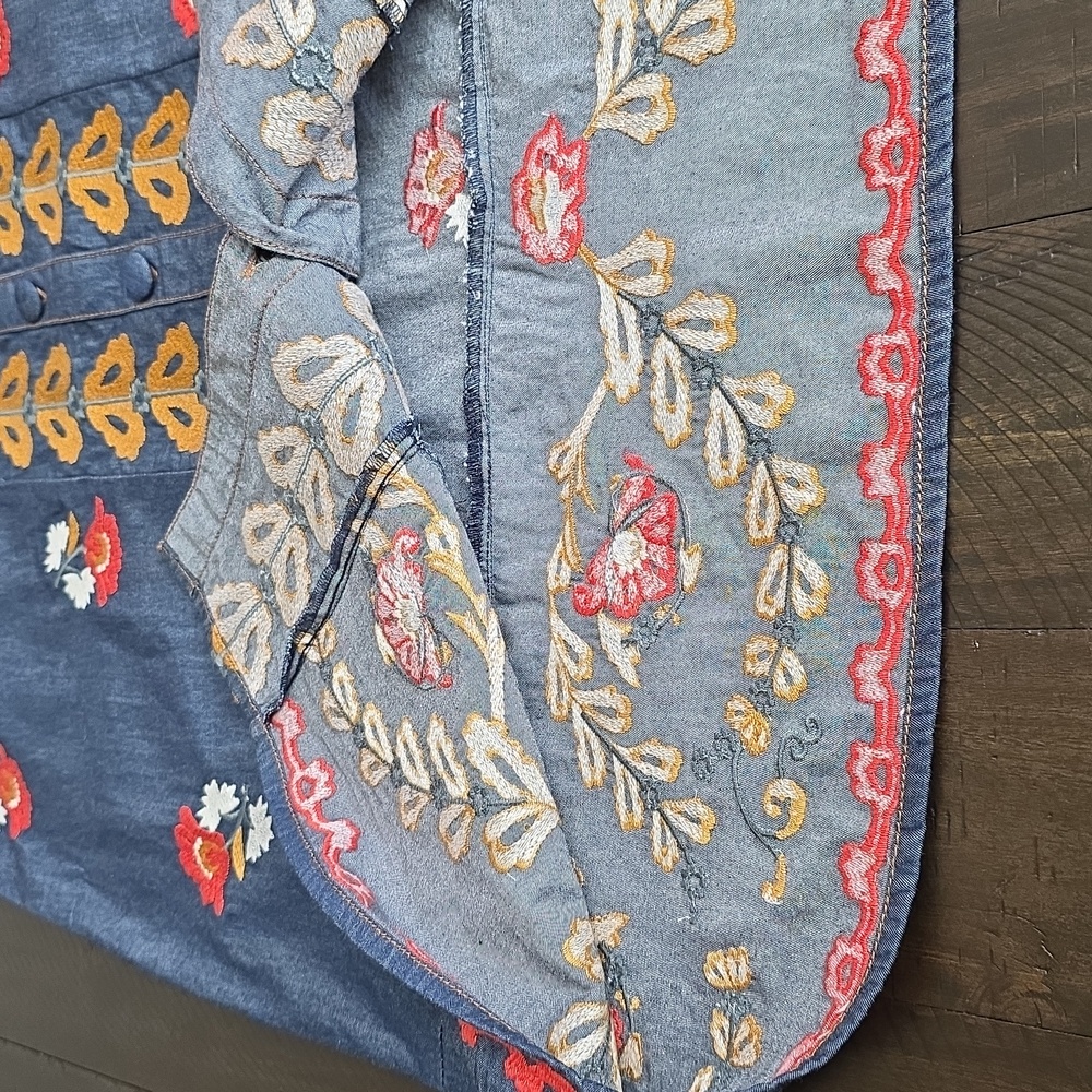 NEW Elizabeth James Denim Embroidered Frannie Midi Skirt Western Cowgirl, Sz M - Picture 11 of 12